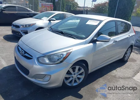 2013 Hyundai Accent Se z USA, uszkodzony, nr VIN KMHCU5AE2DU096619